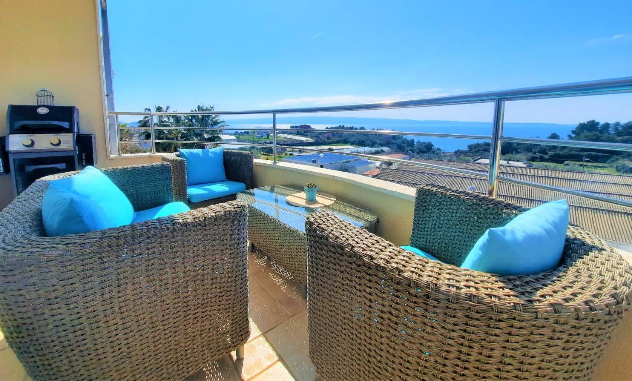 Sea View- Spacious Apartment With Shared Pool Split Bagian luar foto
