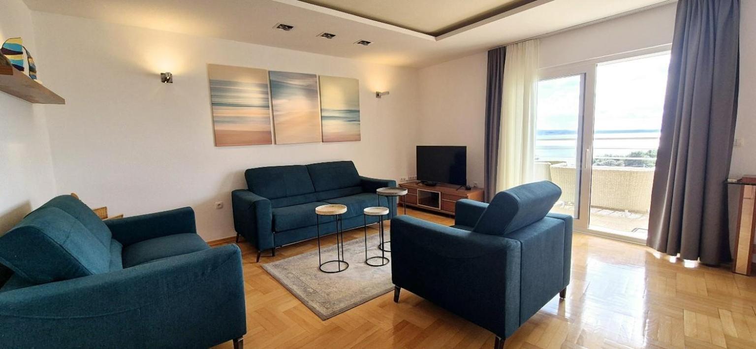 Sea View- Spacious Apartment With Shared Pool Split Bagian luar foto